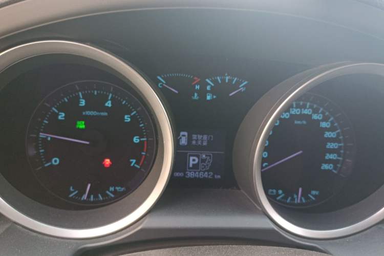 Used Toyota Land Cruiser  Instrument Cluster