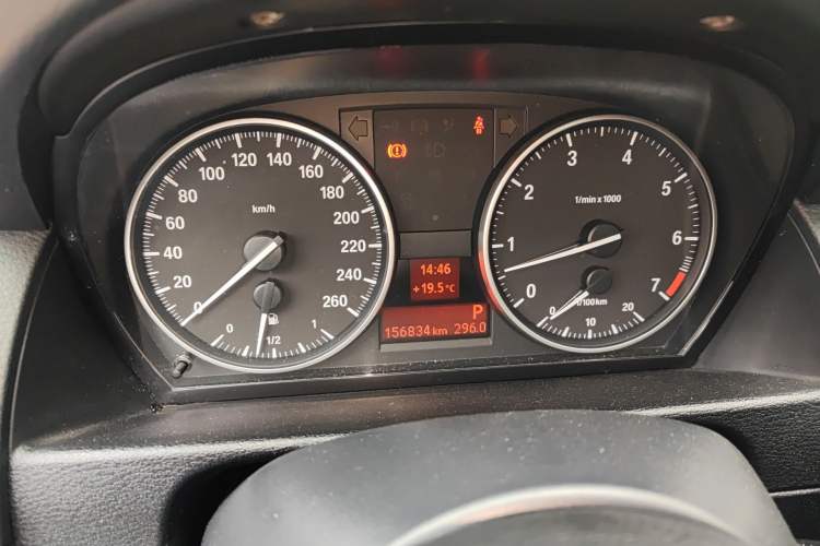 Used BMW X1 2015 sDrive18i Fashion Upgrade Edition Instrument Cluster