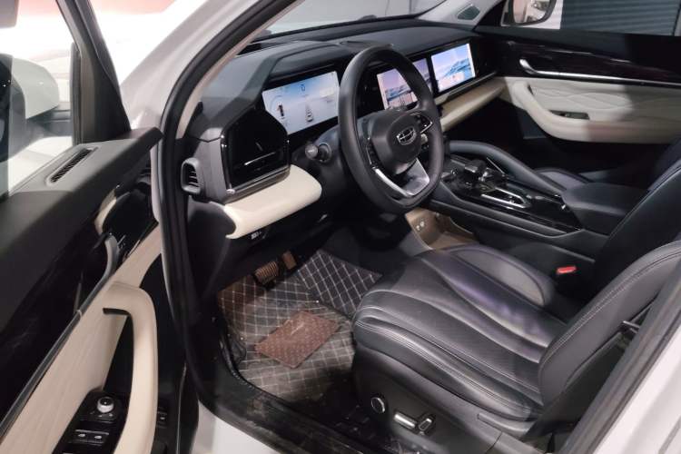 Used Geely Auto Monjaro L 2023 2.0TD High-Power Automatic Two-Wheel Drive Flagship Version Driver Seat