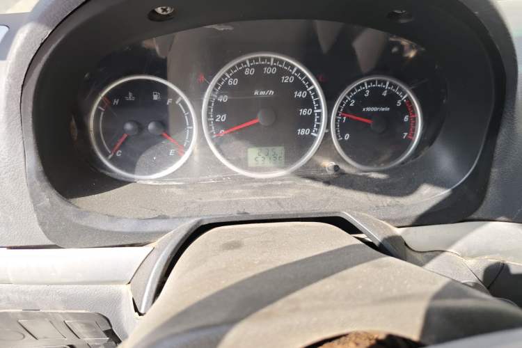 Used Foton Scenic 2012 2.0L Express Standard Long-Wheelbase Version 491EQ4A
