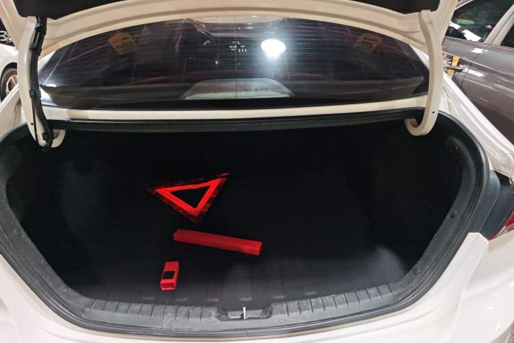 Used Hyundai Elantra (6th Generation / Lingdong) 2018 1.4T Dual-Clutch Xuan Dong · Dynamic Edition