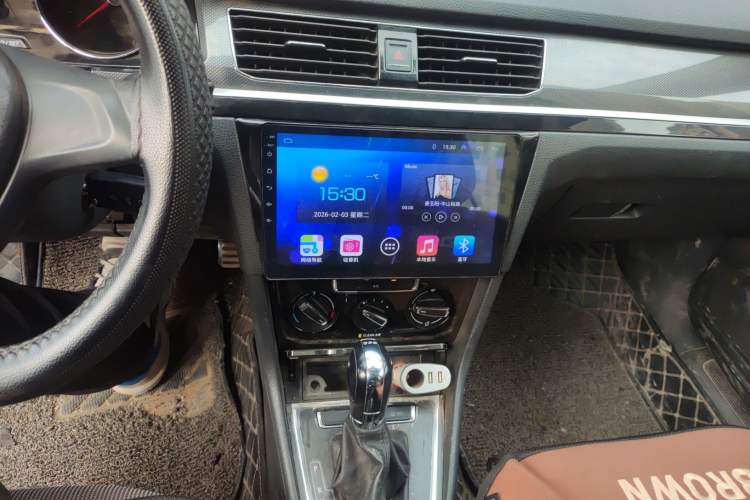 Used Volkswagen C-TREK 2017 230TSI DSG Comfort Version
