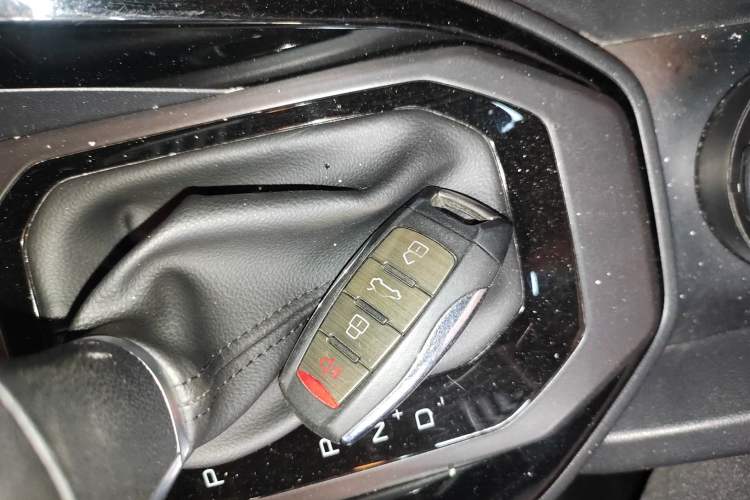 Used Haval H2s 2018 Red-Label 1.5T Dual-Clutch ZhiShang Model