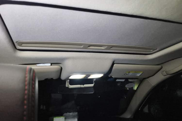 Used Lifan Auto Myway 2016 1.5L Manual Elite Version Headliner