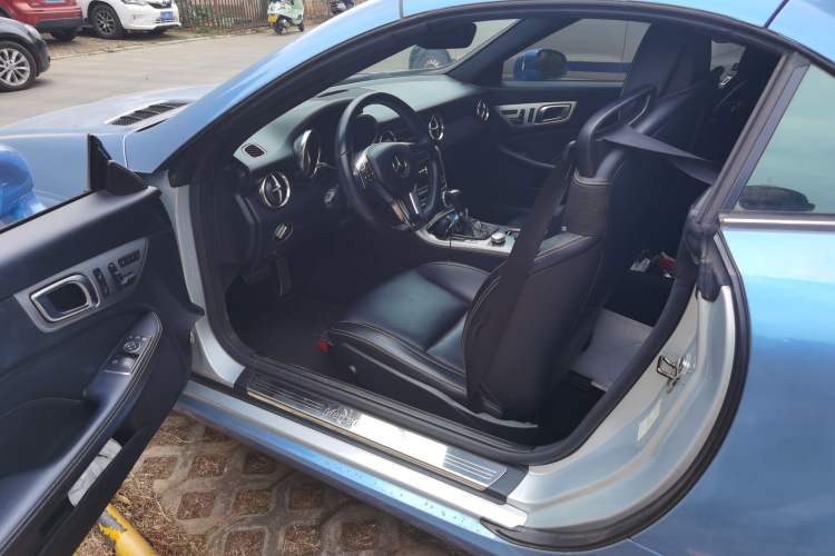 Used Mercedes-Benz SLK-Class 2011 SLK 200 Fashion Model Driver Seat