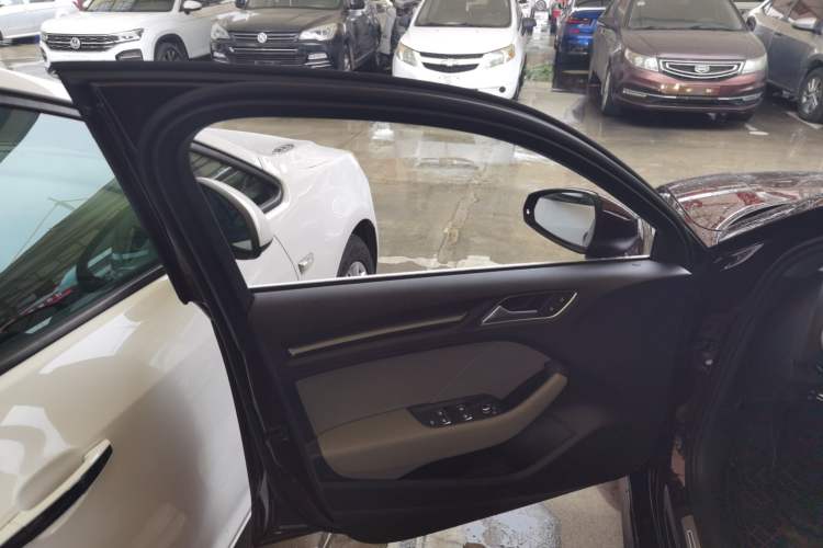 Used Audi A3 2019 Limousine 35 TFSI Fashion Edition China VI Emission Standard
