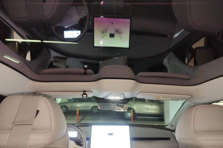 Used XPeng MONA M03 2024 620 with Ultra-Long Range Headliner