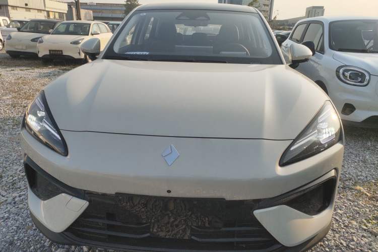 Used Baojun Yunhai 2024 60km Plug-in Hybrid Version