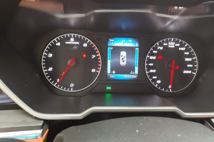 Used Zotye T700 2017 1.8T Dual-Clutch Luxury Model Instrument Cluster