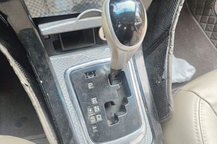 Used BYD Surui 2012 1.5TID Automatic Luxury Version
