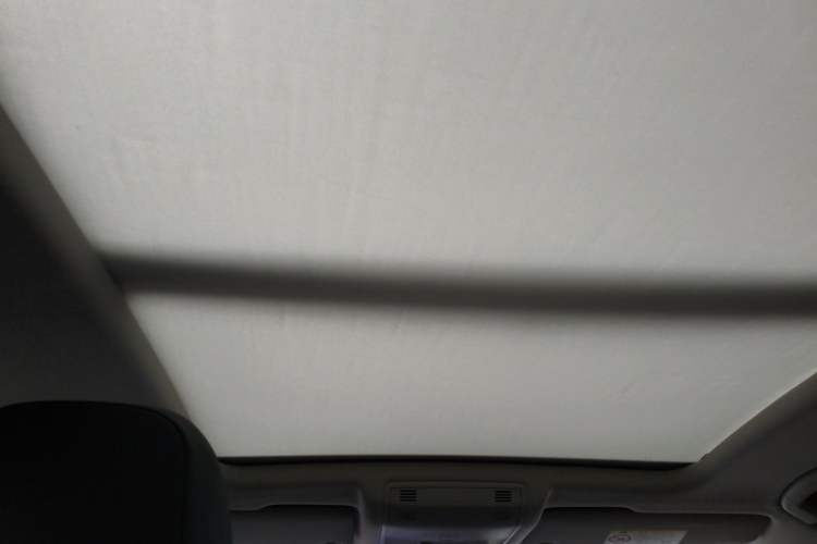 Used Volkswagen T-ROC 2021 Revised Version 280TSI DSG Two-Wheel Drive Elite Connect Edition Headliner