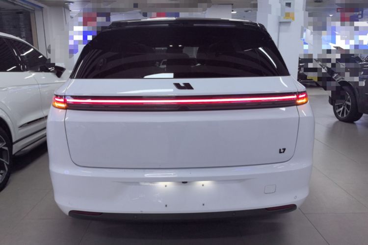 Used Li Auto L7 2023 Pro Model
