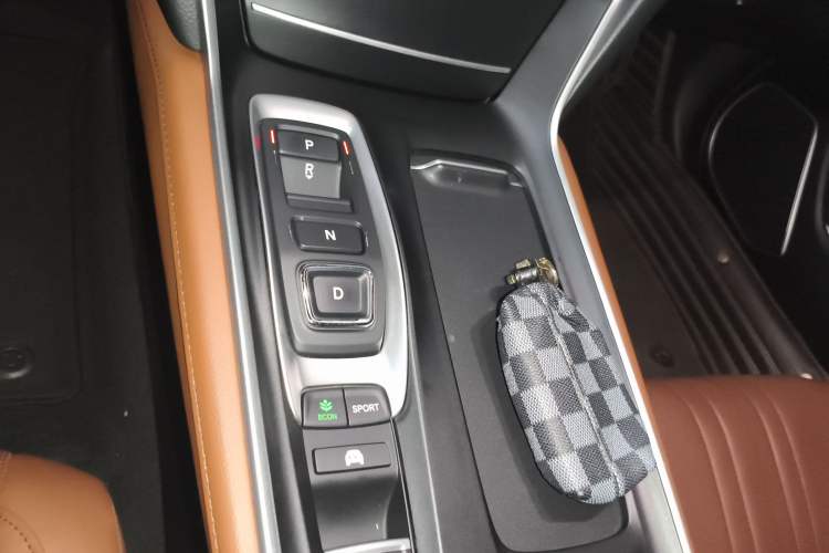 Used Honda Inspire 2019 Rui·Hybrid 2.0L Jing Shang Edition China VI Gear Lever