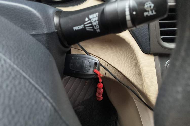 Used Soueast V5 Lingzhi 2012 1.5L Manual Standard Edition