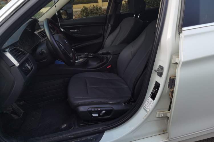 Used BMW 3 Series 2017 318Li Fashion Model