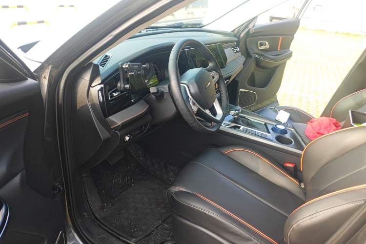 Used CHANGAN OSHAN X7 PLUS 2022 1.5T Blue Whale Edition Automatic Prestige Version Driver Seat