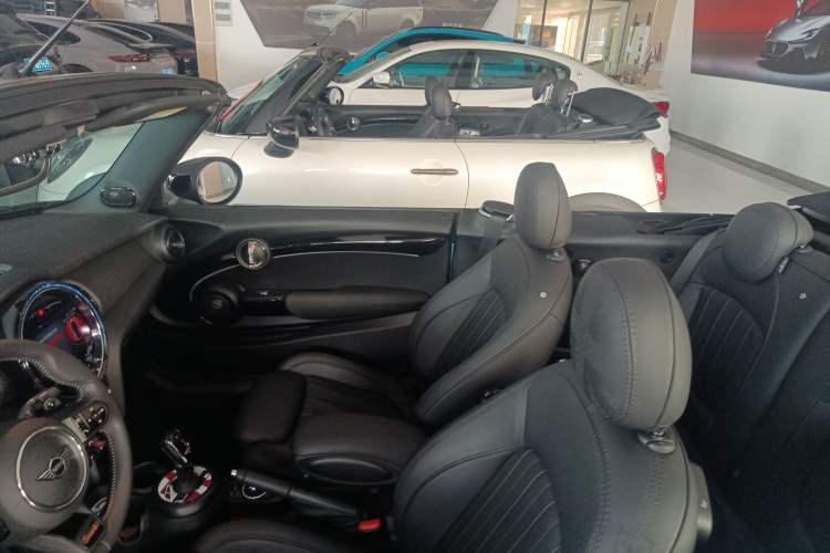 Used MINI MINI 2023 2.0T COOPER S CABRIO Coastal Edition
