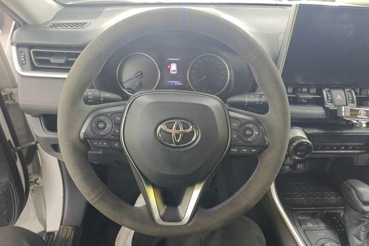 Used Toyota Wildlander 2020 Dual-Motor 2.5L E-CVT Four-Wheel Drive Luxury Edition