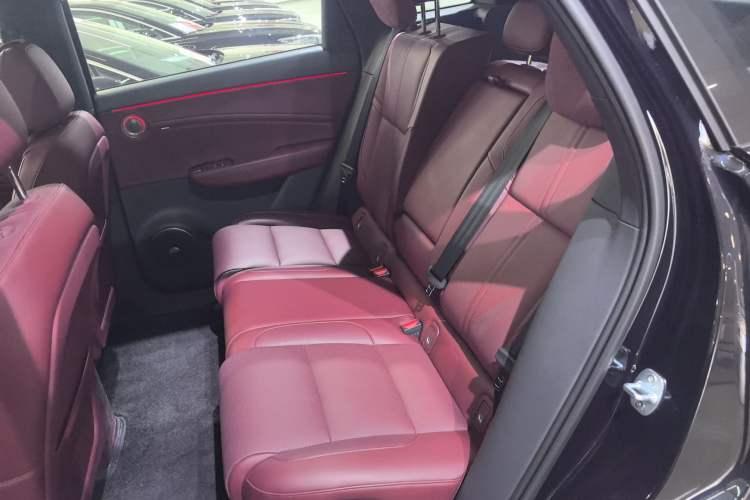 Used Hongqi HS6 PHEV 2026 240 Smart Hybrid Version Left Rear Seat