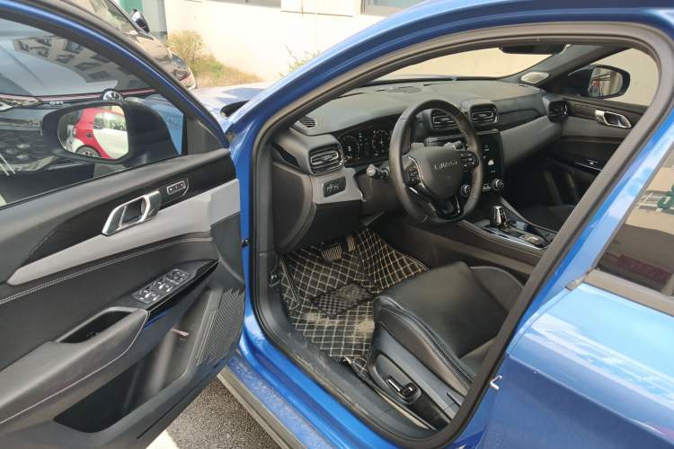 Used Lynk & Co 02 2021 1.5TD DCT Two-Wheel Drive Champion Edition