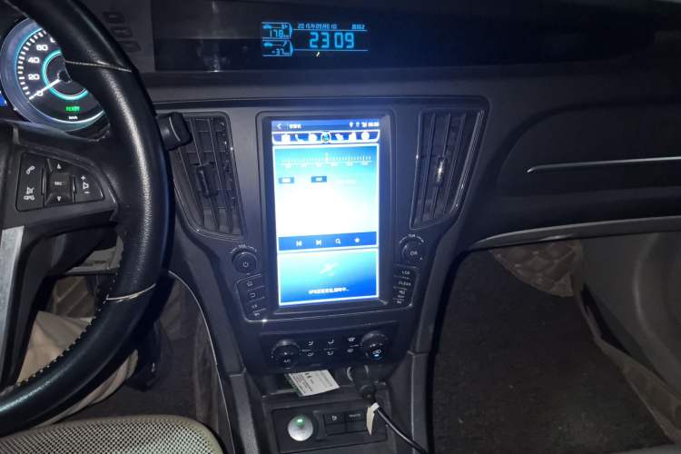 Used BAIC New Energy EU 2016 EU260 Enjoy Edition
