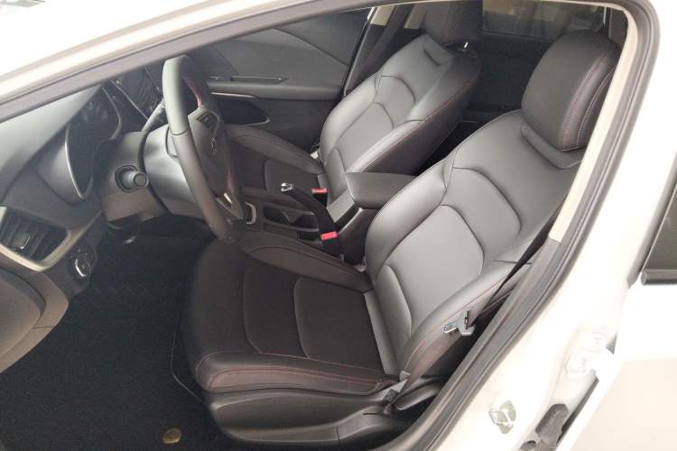 Used Chevrolet Monza 2020 Light Hybrid Redline 320T Dual-Clutch Joyful Edition
