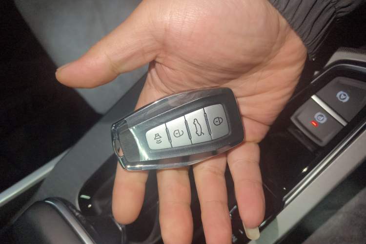 Used Geely Auto Emgrand 2026 Model 4th Generation 4 Millionth Anniversary Edition 1.5L CVT Feiyue Edition
