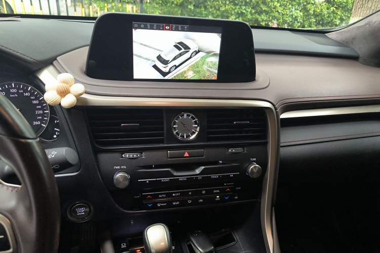 Used Lexus RX 2020 Facelifted 300 4x4 Elegant Edition Audio And AC Panel