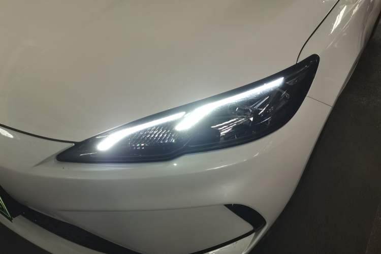 Used BYD Seal 05 DM-i 2025 DM-i Smart Drive 55KM Luxury Model Left Front Headlight