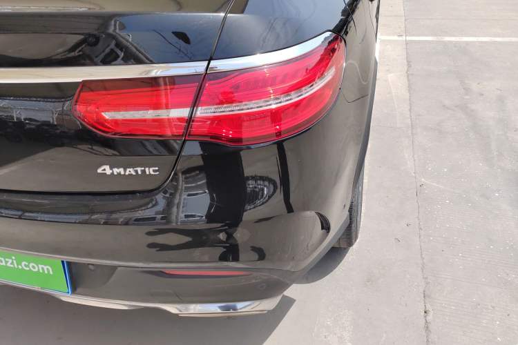 Used Mercedes-Benz GLE Coupe 2017 GLE 400 4MATIC Coupe SUV Right Rear Taillight