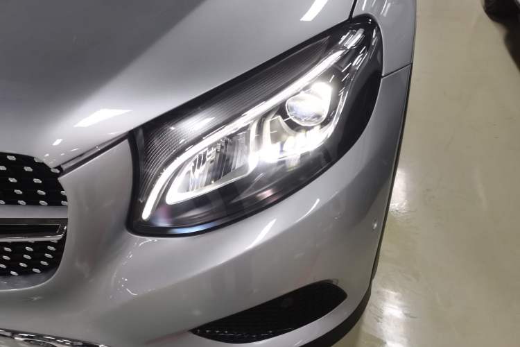 Used Mercedes-Benz GLC 2016 GLC 260 4MATIC Dynamic Edition
