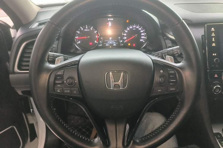 Used Honda Avancier 2017 240TURBO Two-Wheel Drive Premium Edition