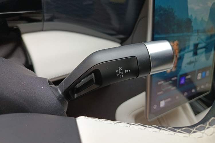 Used Geely Galaxy L7 2023 1.5T 115 km Starship
