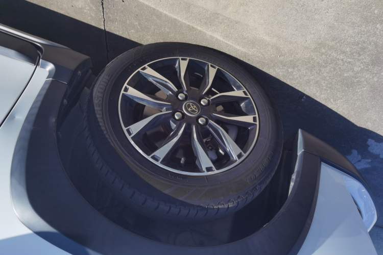 Used Toyota YARiS L Zhi Xuan 2022 X-Trail 1.5L CVT Leading PLUS Edition