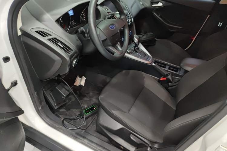 Used Ford Focus 2018 Hatchback Classic 1.6L Automatic Comfort Plus SmartDrive Edition
