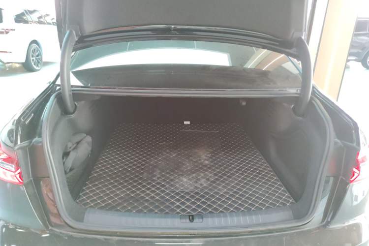 Used Audi A6L 2024 45 TFSI quattro Prestige Dynamic Edition
