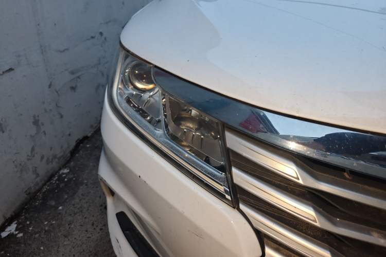 Used Soueast A5 Wing Dance 2019 1.5L Manual E-Hawk Edition China VI Right Front Headlight