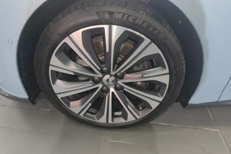 Used Nio ET5T 2023 75 kWh Touring Exterior 4