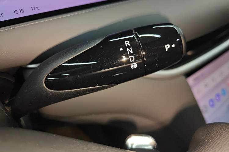 Used IM L6 2024 Max Standard Edition Gear Lever