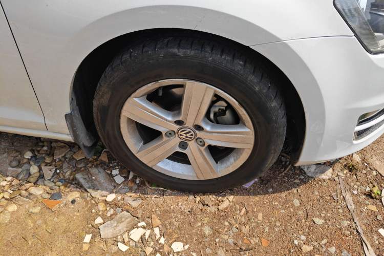 Used Volkswagen Golf 2015 1.4TSI Automatic Luxury Model
