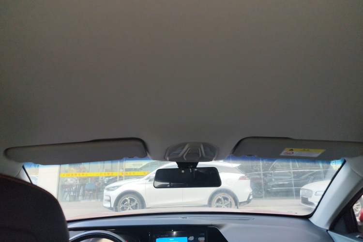 Used Baojun RC-6 2019 1.5T CVT 24-Hour Online Luxury Edition