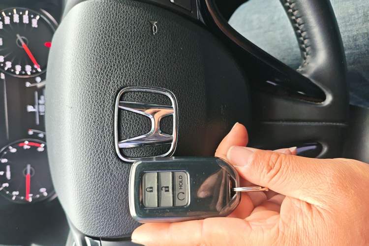 Used Honda Avancier 2017 240TURBO Two-Wheel Drive Luxury Edition Vehicle Key