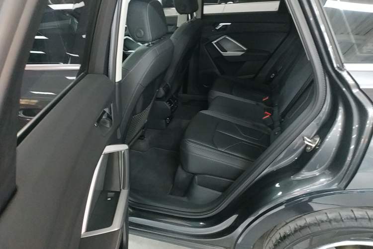 Used Audi Q3 2020 35 TFSI Ambition Style Edition
