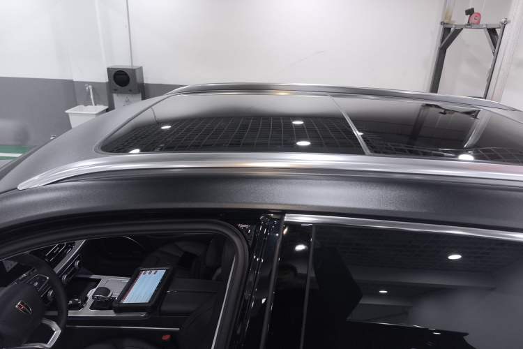 Used Hongqi HS5 2025 2.0T Two-Wheel Drive Flagship Pro Edition