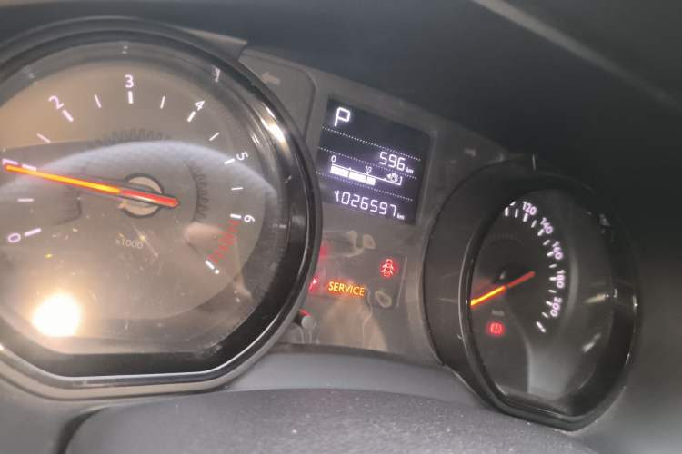 Used Citroen C3-XR 2020 230THP DCT C-Series Trendy Edition Odometer Close Up