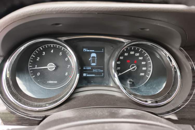 Used Baojun 730 2016 1.5L Manual Comfort Version 7 Seats China V Emission Standard
