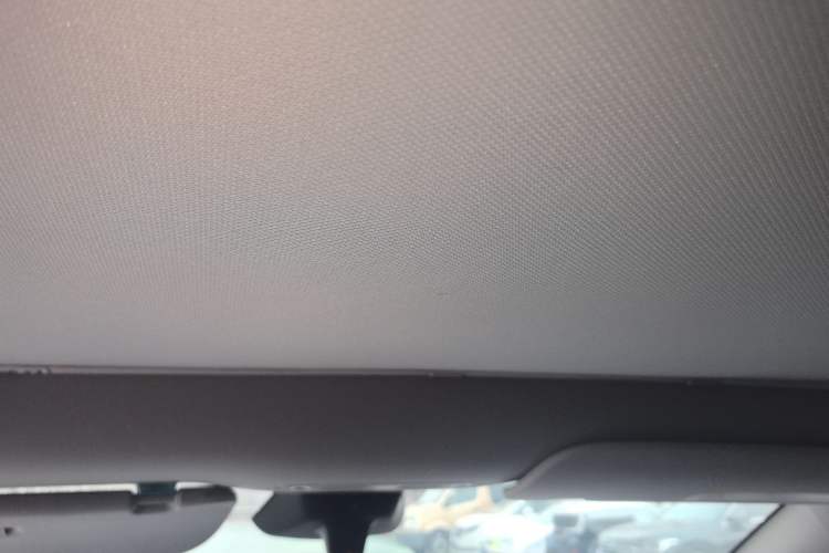 Used Tesla Model Y 2024 Long-Range All-Wheel-Drive Version