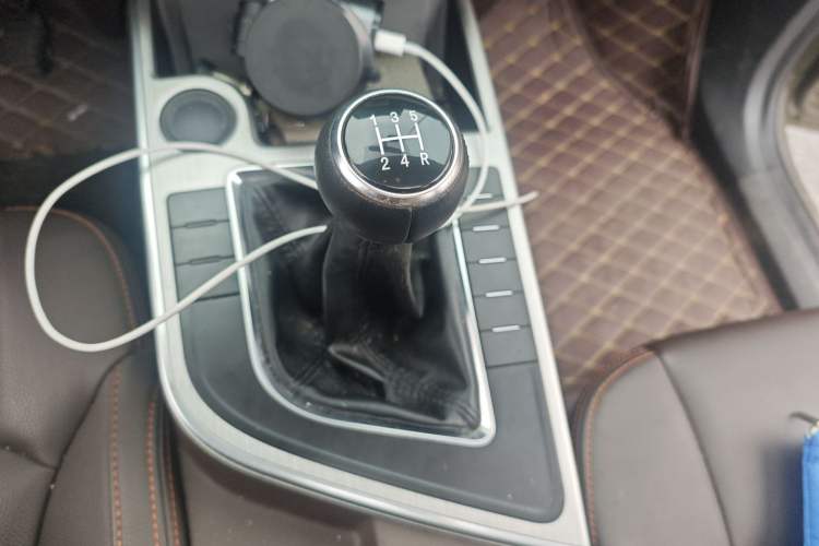 Used FORTHING Joyear X5 2017 1.6L Manual Luxury Model Gear Lever