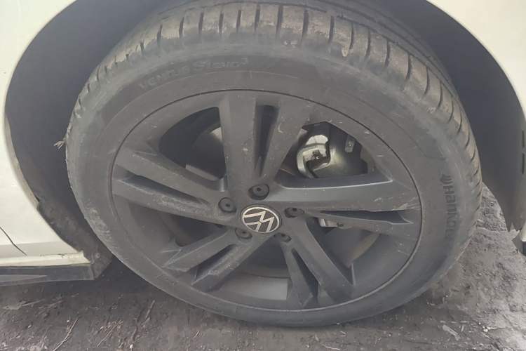 Used Volkswagen Golf 2023 Facelift 280TSI DSG R-Line