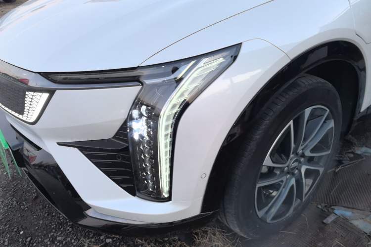 Used Cadillac OPTIQ 2024 Four-Wheel Drive Long-Range Version
